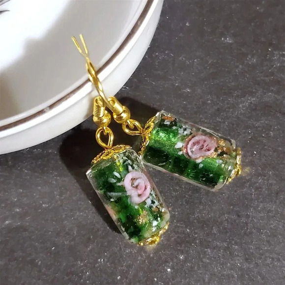 Green Murano Lampwork Glass Vintage Beads with Flower Inside Earrings - Picture 9 of 11